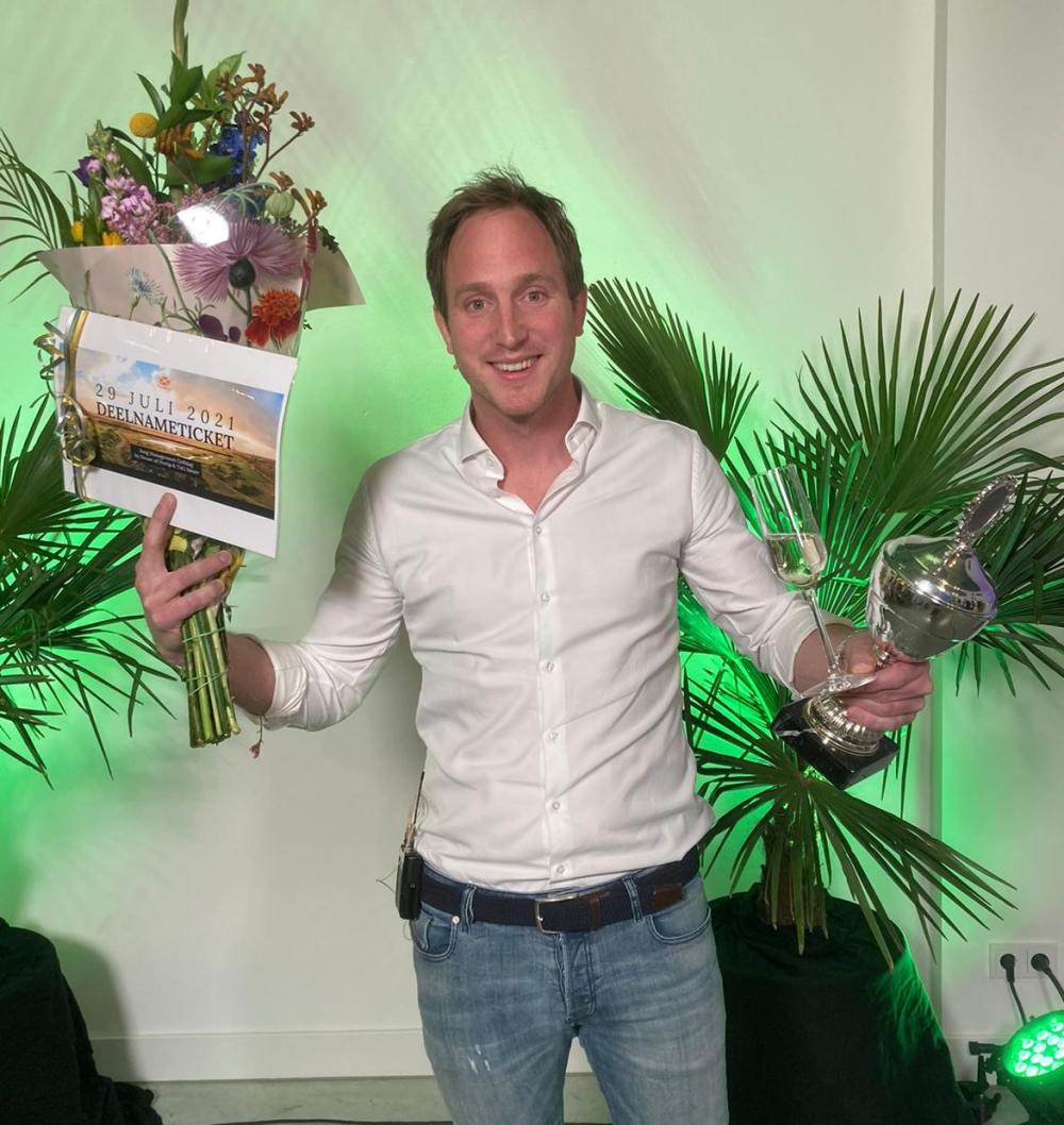 Ando Tuininga wint glansrijk titel 'Ondernemer van het Jaar 2021'